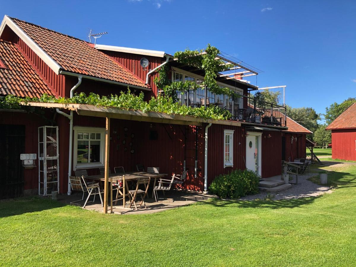 Äventyrsgårdens Vandrarhem, Kinnekulle Källby Eksteriør bilde