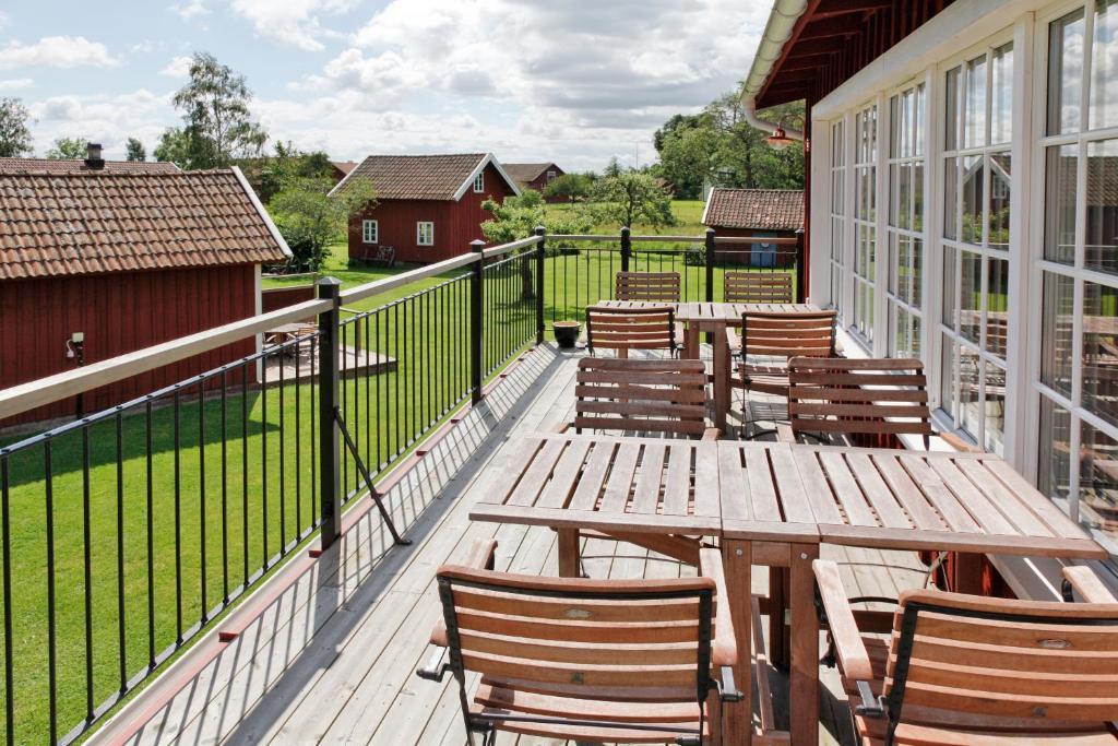 Äventyrsgårdens Vandrarhem, Kinnekulle Källby Eksteriør bilde