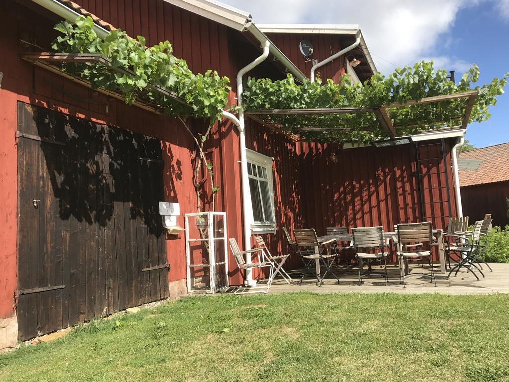 Äventyrsgårdens Vandrarhem, Kinnekulle Källby Eksteriør bilde